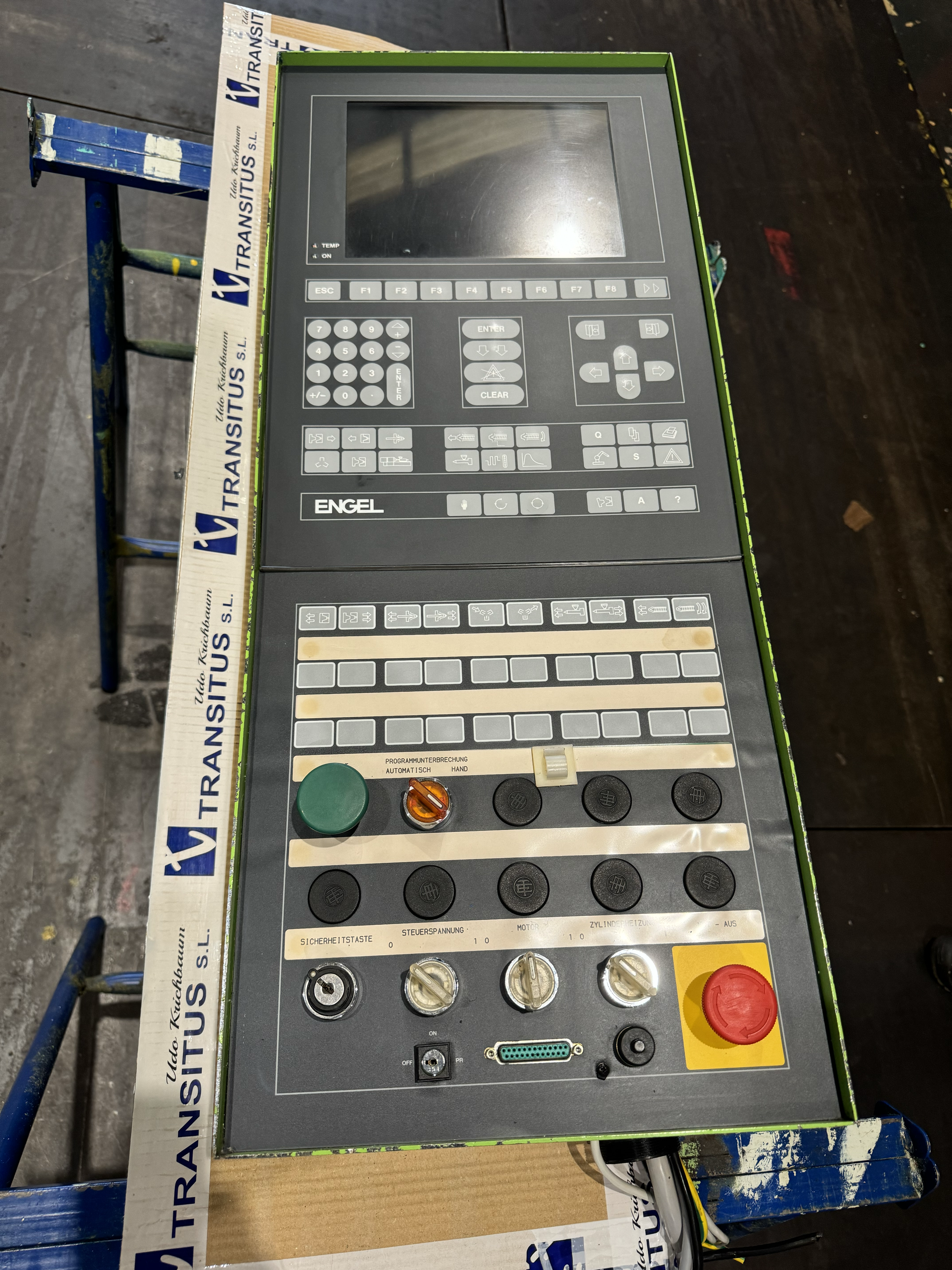 Panel de control Engel CC100